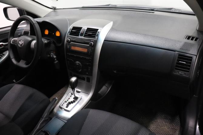 Toyota Corolla X (E140 E150) Рестайлинг с пробегом 2010 года, цена 941 000 рублей, 212844 км, седан, Автокод Объявления