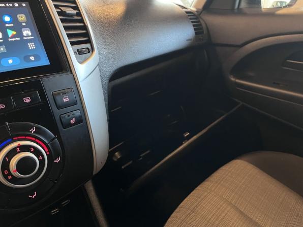Kia Venga I с пробегом 2012 года, цена 557 000 рублей, 181610 км, компактвэн, Автокод Объявления