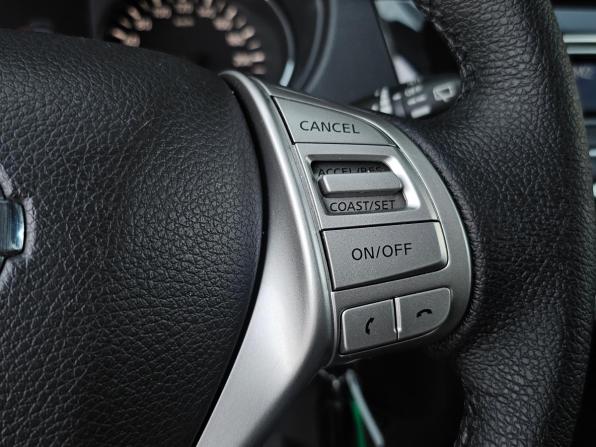 Nissan Qashqai II с пробегом 2018 года, цена 1 895 000 рублей, 53900 км, внедорожник, Автокод Объявления