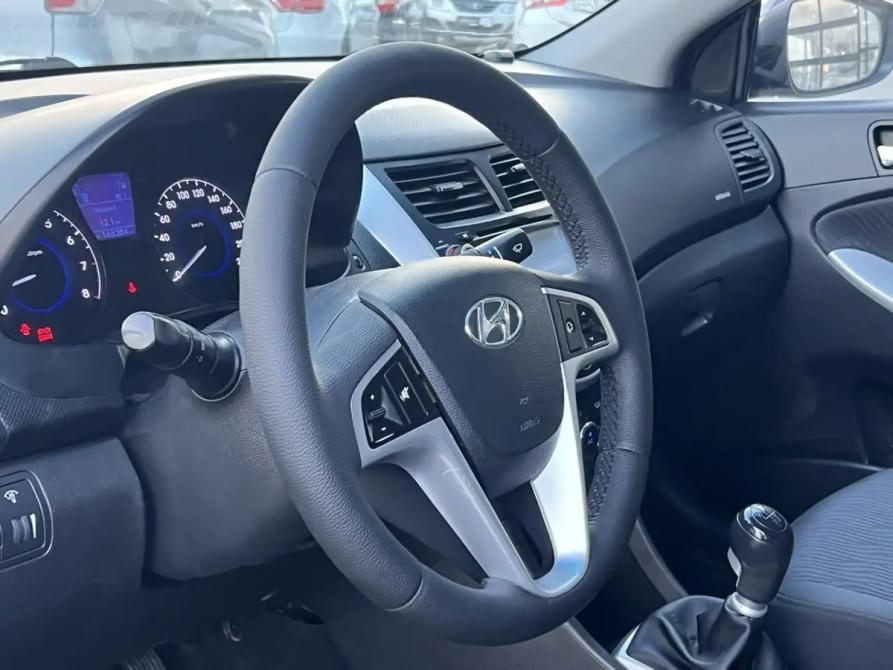 Hyundai Solaris I Волгоград  - изображение 11
