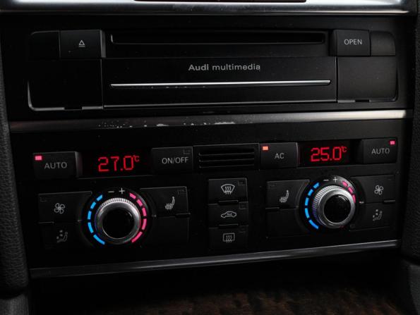 Audi Q7 I (4L) Рестайлинг с пробегом 2012 года, цена 1 997 000 рублей, 276216 км, внедорожник, Автокод Объявления