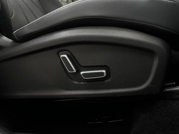 Geely Atlas II с пробегом 2024 года, цена 3 090 000 рублей, 30174 км, внедорожник, Автокод Объявления