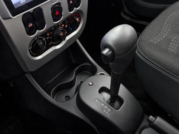 Renault Sandero I с пробегом 2012 года, цена 629 000 рублей, 129361 км, хэтчбек, Автокод Объявления