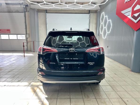 Toyota RAV4 IV (XA40) Рестайлинг с пробегом 2017 года, цена 2 447 000 рублей, 133707 км, внедорожник, Автокод Объявления