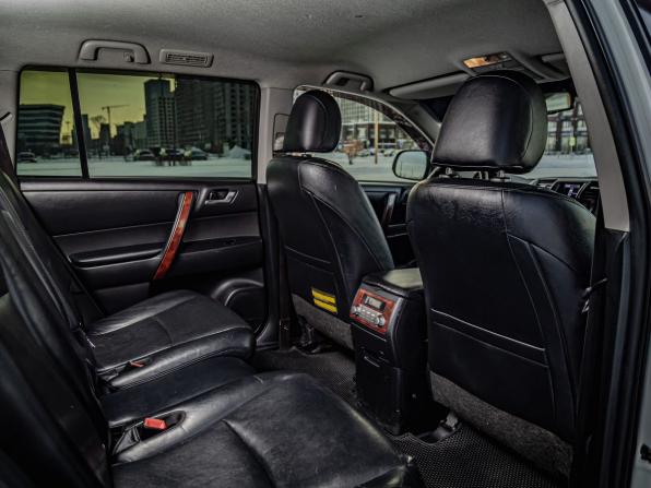 Toyota Highlander II (XU40) Рестайлинг с пробегом 2012 года, цена 2 099 000 рублей, 292282 км, внедорожник, Автокод Объявления