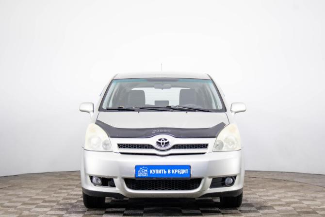 Toyota Corolla Verso I Рестайлинг 2 с пробегом 2005 года, цена 629 000 рублей, 269000 км, компактвэн, Автокод Объявления