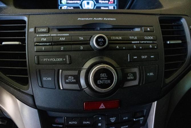 Honda Accord VIII с пробегом 2010 года, цена 850 000 рублей, 246987 км, седан, Автокод Объявления