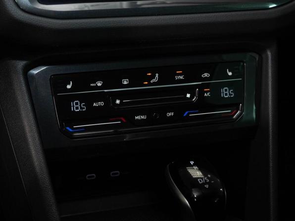 Volkswagen Tiguan II Рестайлинг с пробегом 2021 года, цена 2 960 000 рублей, 50590 км, внедорожник, Автокод Объявления