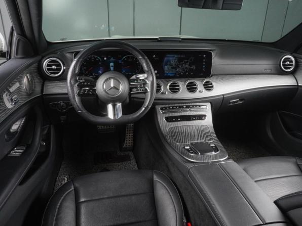 Mercedes-Benz E-Класс V (W213 S213 C238) Рестайлинг с пробегом 2022 года, цена 6 279 000 рублей, 45571 км, седан, Автокод Объявления