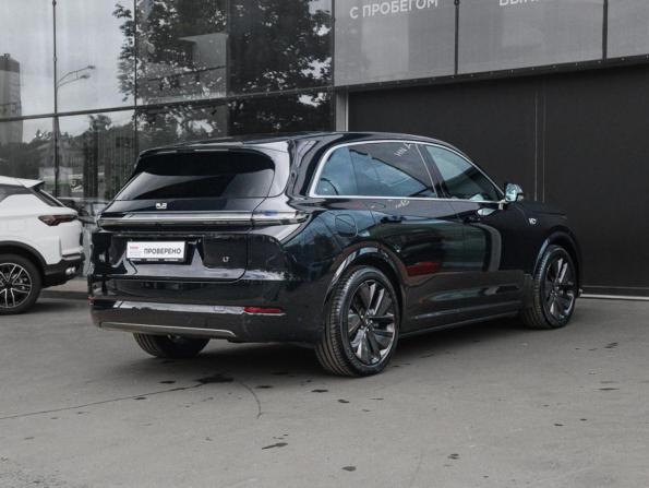 Li Auto (Lixiang) L7 I Рестайлинг с пробегом 2024 года, цена 6 700 000 рублей, 36937 км, внедорожник, Автокод Объявления
