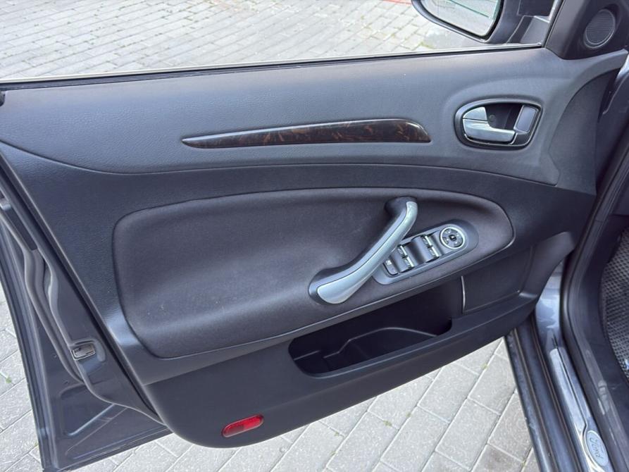Ford Mondeo IV Кемерово  - изображение 25