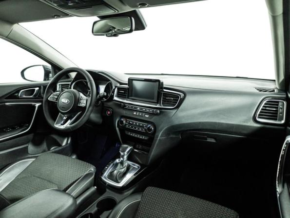 Kia Ceed III с пробегом 2019 года, цена 1 740 000 рублей, 112321 км, универсал, Автокод Объявления