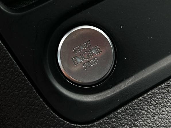 Volkswagen Tiguan I Рестайлинг с пробегом 2013 года, цена 1 685 000 рублей, 130800 км, внедорожник, Автокод Объявления