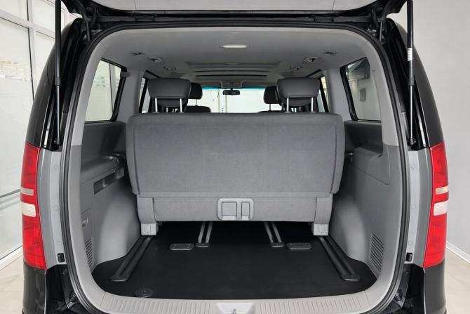 Hyundai Grand Starex I с пробегом 2010 года, цена 933 000 рублей, 251235 км, минивэн, Автокод Объявления
