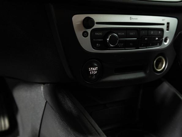 Renault Megane III Рестайлинг 2 с пробегом 2014 года, цена 720 000 рублей, 219000 км, хэтчбек, Автокод Объявления