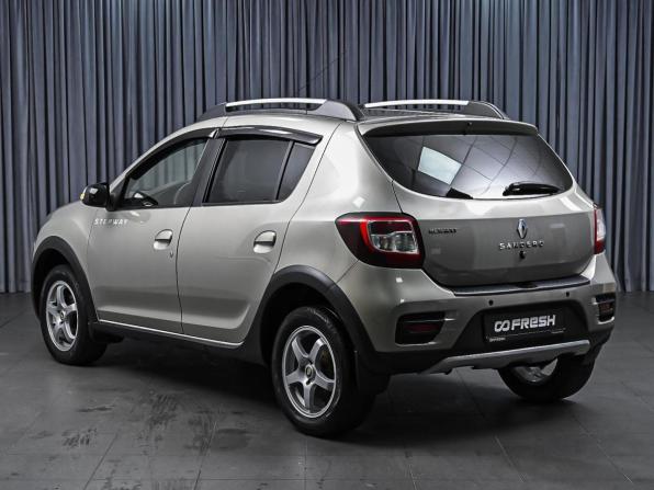 Renault Sandero II с пробегом 2016 года, цена 1 060 000 рублей, 118917 км, хэтчбек, Автокод Объявления