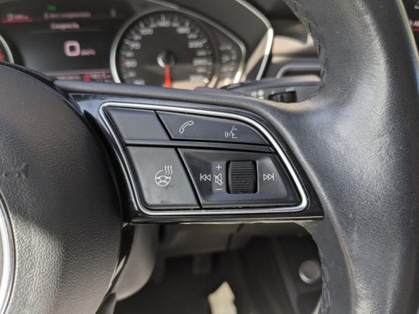 Audi A4 V (B9) Рестайлинг с пробегом 2020 года, цена 3 250 000 рублей, 48016 км, седан, Автокод Объявления
