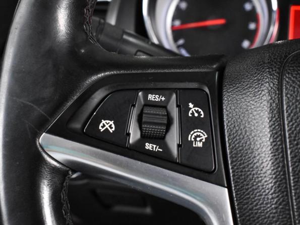 Opel Astra J Рестайлинг с пробегом 2012 года, цена 669 000 рублей, 175191 км, хэтчбек, Автокод Объявления