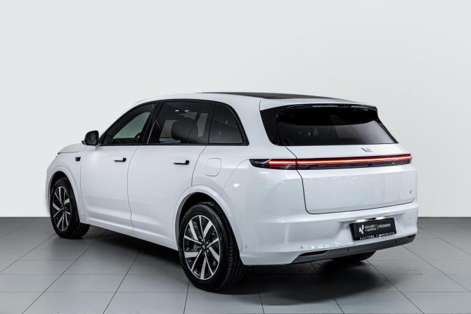 Li Auto (Lixiang) L7 I с пробегом 2023 года, цена 5 745 000 рублей, 63650 км, внедорожник, Автокод Объявления