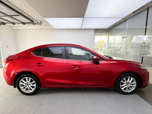 Mazda 3 III (BM) Рестайлинг с пробегом 2017 года, цена 1 550 000 рублей, 133000 км, седан, Автокод Объявления