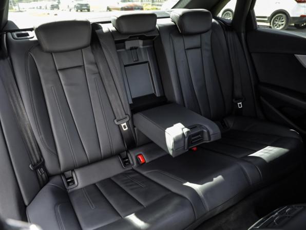 Audi A4 V (B9) Рестайлинг с пробегом 2021 года, цена 2 989 000 рублей, 102100 км, седан, Автокод Объявления