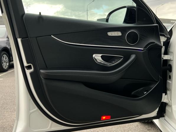 Mercedes-Benz E-Класс V (W213 S213 C238) с пробегом 2017 года, цена 2 599 000 рублей, 201965 км, седан, Автокод Объявления
