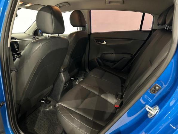 Kia Rio IV Рестайлинг с пробегом 2020 года, цена 1 669 000 рублей, 108925 км, хэтчбек, Автокод Объявления
