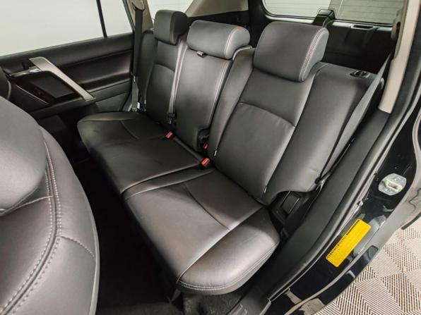 Toyota Land Cruiser Prado 150 Series Рестайлинг 1 с пробегом 2015 года, цена 4 099 000 рублей, 106001 км, внедорожник, Автокод Объявления