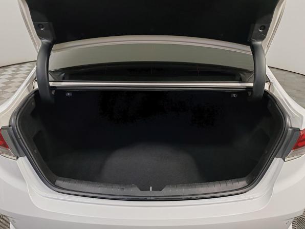 Hyundai Sonata VII (LF) Рестайлинг с пробегом 2019 года, цена 1 720 000 рублей, 108702 км, седан, Автокод Объявления