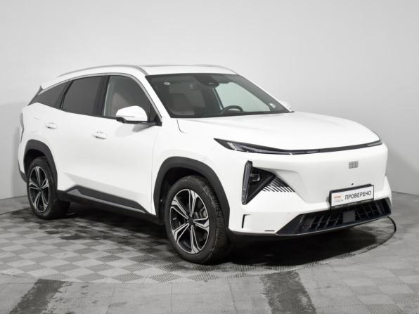 Geely Galaxy L7 с пробегом 2023 года, цена 2 646 270 рублей, 16140 км, внедорожник, Автокод Объявления