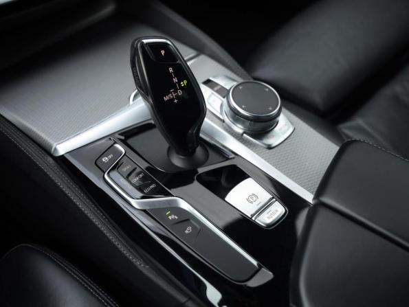 BMW 5 серии VII (G30/G31/G38) с пробегом 2018 года, цена 3 885 750 рублей, 130705 км, седан, Автокод Объявления