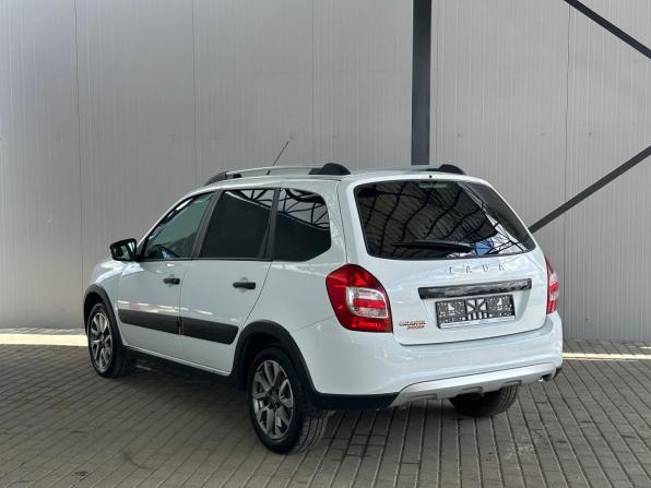 Lada (ВАЗ) Granta I Рестайлинг с пробегом 2023 года, цена 860 000 рублей, 61247 км, универсал, Автокод Объявления
