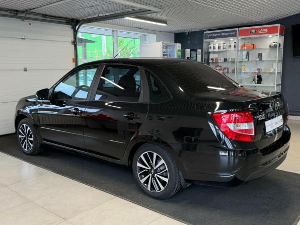 Lada (ВАЗ) Granta I Рестайлинг с пробегом 2024 года, цена 863 000 рублей, 18900 км, седан, Автокод Объявления