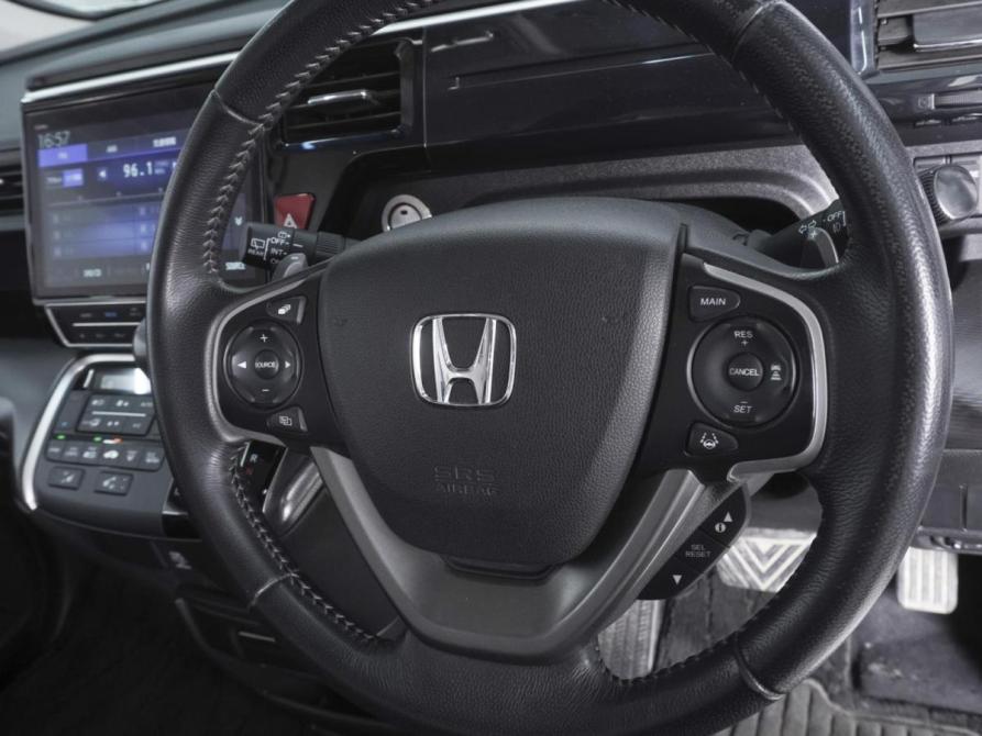 Honda Stepwgn V Рестайлинг Ростов-на-Дону  - изображение 14