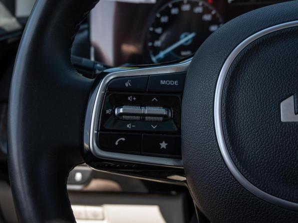 Kia Carnival IV с пробегом 2023 года, цена 4 750 000 рублей, 53597 км, минивэн, Автокод Объявления
