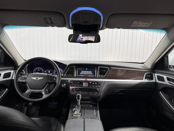 Hyundai Genesis II с пробегом 2014 года, цена 1 747 000 рублей, 212707 км, седан, Автокод Объявления