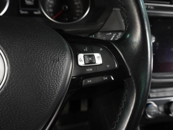 Volkswagen Tiguan II с пробегом 2018 года, цена 2 469 000 рублей, 129131 км, внедорожник, Автокод Объявления