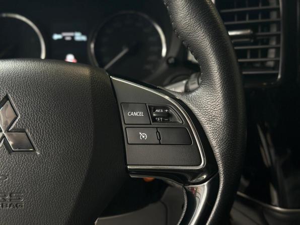 Mitsubishi Outlander III Рестайлинг 3 с пробегом 2020 года, цена 2 435 000 рублей, 58282 км, внедорожник, Автокод Объявления