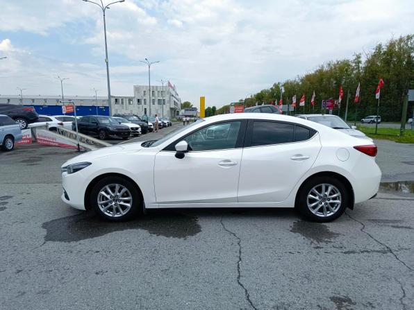 Mazda 3 III (BM) Рестайлинг с пробегом 2018 года, цена 1 329 995 рублей, 217002 км, седан, Автокод Объявления