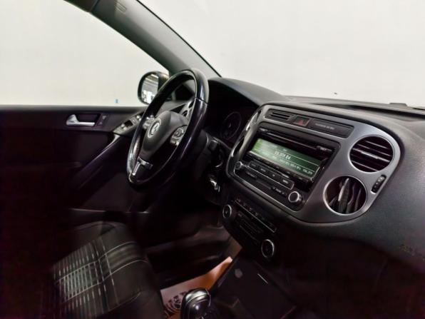 Volkswagen Tiguan I Рестайлинг с пробегом 2015 года, цена 1 452 000 рублей, 212847 км, внедорожник, Автокод Объявления