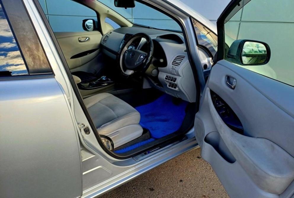 Nissan Leaf I (ZE0/AZE0) Абакан  - изображение 9
