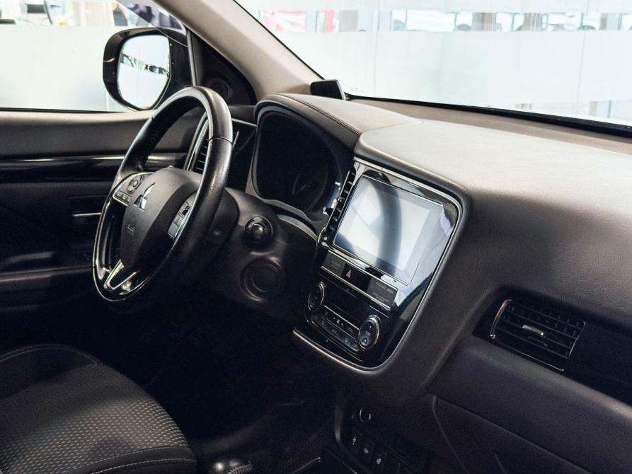 Mitsubishi Outlander III Рестайлинг 3 Тверь  - изображение 9