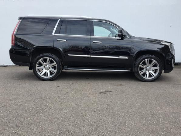 Cadillac Escalade IV с пробегом 2019 года, цена 4 985 000 рублей, 121000 км, внедорожник, Автокод Объявления