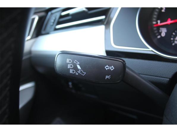 Volkswagen Passat B8 с пробегом 2018 года, цена 1 670 000 рублей, 208550 км, универсал, Автокод Объявления