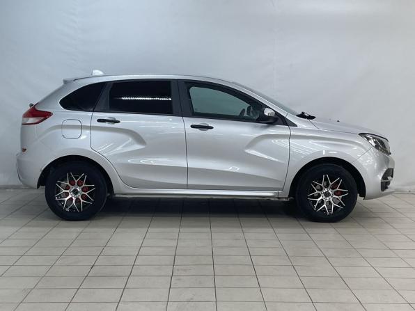 Lada (ВАЗ) XRAY I с пробегом 2018 года, цена 1 094 000 рублей, 45230 км, хэтчбек, Автокод Объявления