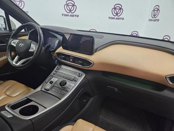 Hyundai Santa Fe IV Рестайлинг с пробегом 2022 года, цена 3 949 000 рублей, 49797 км, внедорожник, Автокод Объявления