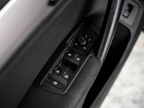 Volkswagen Tiguan II с пробегом 2020 года, цена 2 550 000 рублей, 52823 км, внедорожник, Автокод Объявления