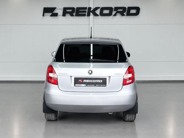 Skoda Fabia II Рестайлинг с пробегом 2013 года, цена 849 000 рублей, 64950 км, хэтчбек, Автокод Объявления