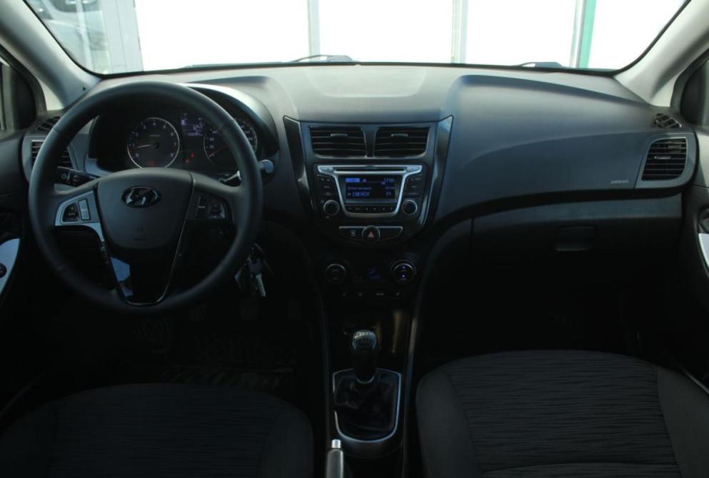 Hyundai Solaris I Рестайлинг Саратов  - изображение 16