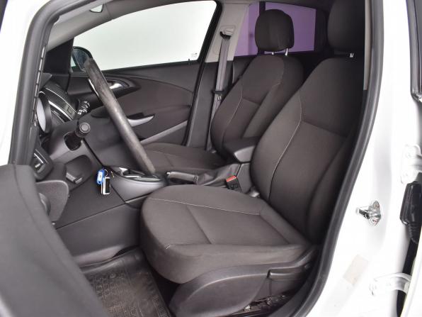 Opel Astra J Рестайлинг с пробегом 2014 года, цена 640 000 рублей, 108012 км, хэтчбек, Автокод Объявления